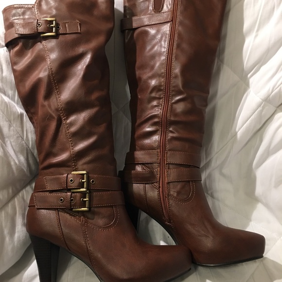 VANGELO Heeled Knee High Dress Boots Brown - Picture 5 of 16